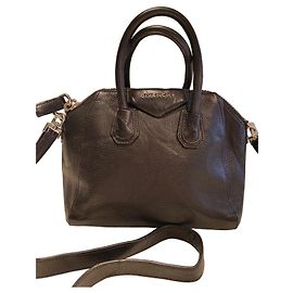 Givenchy schwarze Lederhandtasche Schwarz