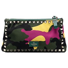 Clutch doppia zip in nylon verde camouflage Rockstud di Valentino Verde Verde oliva