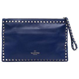 Clutch Rockstud in pelle blu Valentino Blu Blu scuro