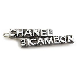 Fermaglio per capelli in gunmetal e bianco Chanel Bianco Metallico