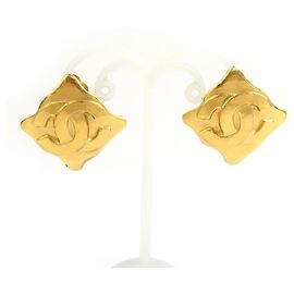 Chanel Coco Mark Gold Clip Earrings Golden