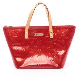Bolso Bellevue PM de Louis Vuitton Roja
