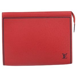 Pochette Voyage en Cuir Taiga MM Louis Vuitton Rouge