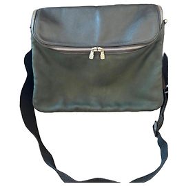 Borsa a tracolla Louis Vuitton Taiga Taimyr in pelle e tela Nero Verde