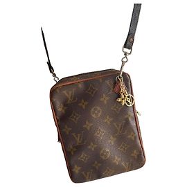 Louis Vuitton Modèle Danube "Vintage Collector" (Années 1970) Marron