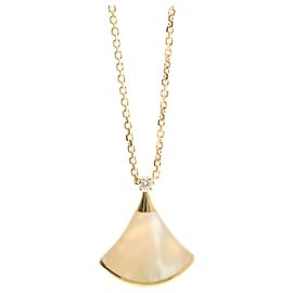 Bulgari Collar Péndulo Bvlgari Diva Dream en Oro Rosa Dorado