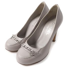 Chanel COCO MarkChain Leather Pumps Grey