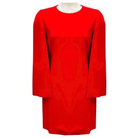 Robe de cocktail en crêpe rouge à manches chauve-souris Givenchy Rouge