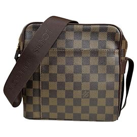 Damier Olaf PM Schultertasche Louis Vuitton Braun