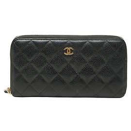 Cartera larga Matelassé de Chanel en piel de ternera granulada negra Negro