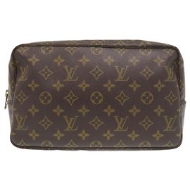 Bolso Clutch Louis Vuitton True Toilet 28 Monogram Castaño Monograma