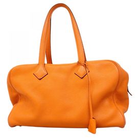 Bolsa Hermès Victoria 35 em couro Taurillon Clemence laranja Laranja