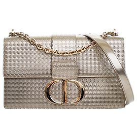 Dior Oro Metallico Pelle di Vitello Microcannage 30 Montaigne Catena Flap D'oro