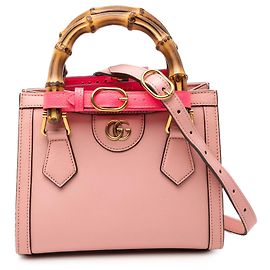 Bolsa Diana Mini de Couro de Bezerro Rosa com Bambu Gucci Rosa