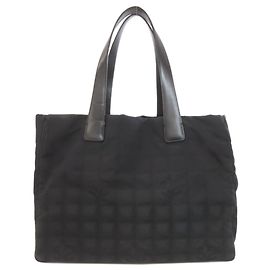 CHANEL Nova Linha de Viagem Bolsa Tote MM Preto