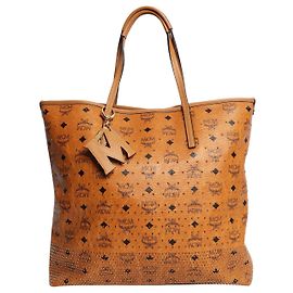 MCM Borsa tote con borchie Tan Liz Marrone