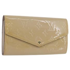 LOUIS VUITTON Vernis Cartera Sarah Long Wallet Beige M90407 LV Auth ki6451V Beige