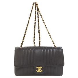 Bolsa de Ombro Mademoiselle com Corrente da Chanel Preto