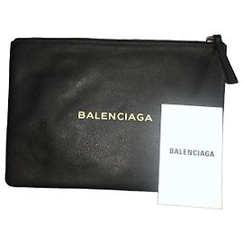 Schwarze Lederlogo-Tasche von Balenciaga Schwarz