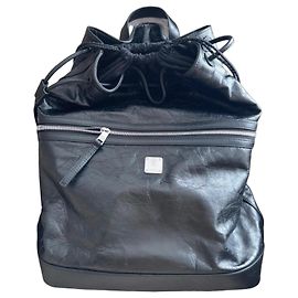 MCM Black drawstring backpack made of black leather Black