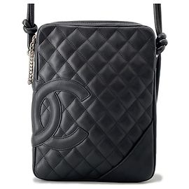 Bolsa de ombro média da linha Cambon da Chanel com couro marcado Coco CHANEL Preto Preto