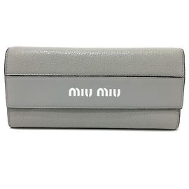 Cartera larga bifold Miu Miu logo gris Negro/Hardware Plateado Castaño