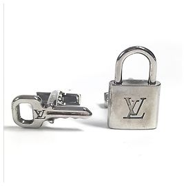 CAIXA DAMIER LOUIS VUITTON com Botão de Punho Cadena e Chave, Abotoaduras para Homens em Prata Prata