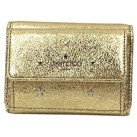 Cartera Trifold JIMMY CHOO NEMO DMF en Oro/Plata con Estrellas Stud y Cuero. Cartera de Mujer. Dorado