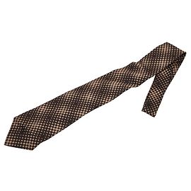 Gucci polka dot motif tie, brown silk, men's. Brown