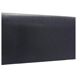 LOUIS VUITTON Portefeuille Brazza Ardoise (Black) Taiga Men's Bifold Long Wallet Black