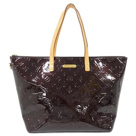 Bolso de Hombro Bellevue GM Vernis Louis Vuitton Roja