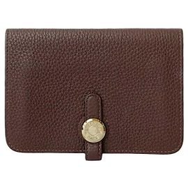 Hermès Billetera bifold compacta HERMES Dogon de cuero Togo, mini, marrón, sin usar, estampada Castaño