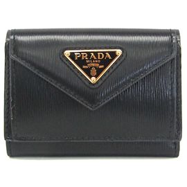 Prada VITELLO MOVE Women's Leather Wallet (fold) Black Black