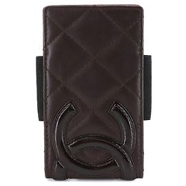Capa para iPod CHANEL Cambon, couro marrom e esmalte Marrom