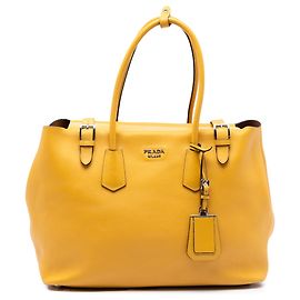 Bolsa tote de fivela em couro de bezerro amarelo Prada Amarelo Mostarda