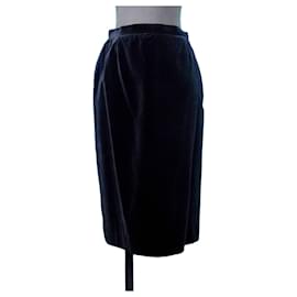 Yves Saint Laurent Jupe en velours noir SAINT LAURENT Rive Gauche Noir