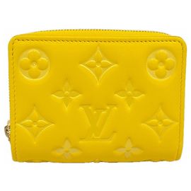Lou Coussin Geldbörse Louis Vuitton Gelb