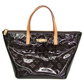 Bolso Louis Vuitton Monogram Vernis Bellevue PM en Amarante Burdeos