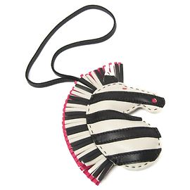 Charm de bolso de cordero Milo de Hermès Negro Rosa Crudo