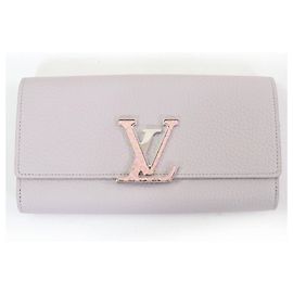 Portefeuille Capucines LV en cuir python Louis Vuitton Gris