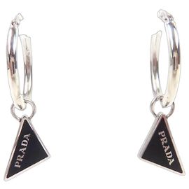 Orecchini Prada Pierce Symbol in AG925 Nero