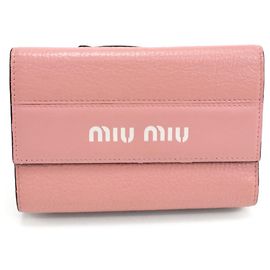 Cartera de cuero plegable Miu Miu en rosa Rosa