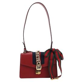 Bolso de Hombro Sylvie 421882 de GUCCI Roja