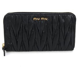 Schwarze lange Matelassé Geldbörse von Miu Miu Schwarz