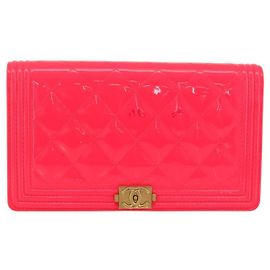 Chanel Boy Yen Wallet Quilted Patent Pink