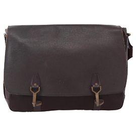 Borsa Dersou Louis Vuitton in pelle Taiga e tela Marrone