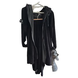 Autre Marque PLU Completo in velluto nero con cappuccio e pantaloni Nero
