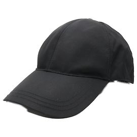 Boné de beisebol Prada em Re-Nylon com logo triangular Preto