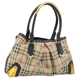 BURBERRY Nova Check Handtasche aus PVC Beige Gold Auth 172518 Beige Golden