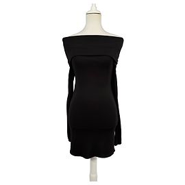 Autre Marque Schwarzes enges Mini-Kleid mit Off-Shoulder-Ausschnitt Schwarz